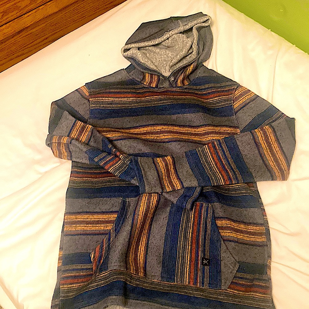 DEPARTWEST men’s medium patterned soft hoodie Limited Collection